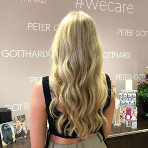 Best blonde hairdressers near me