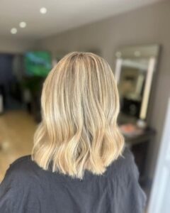 Seamless Blonde Harrogate Seamless Blonde Harrogate